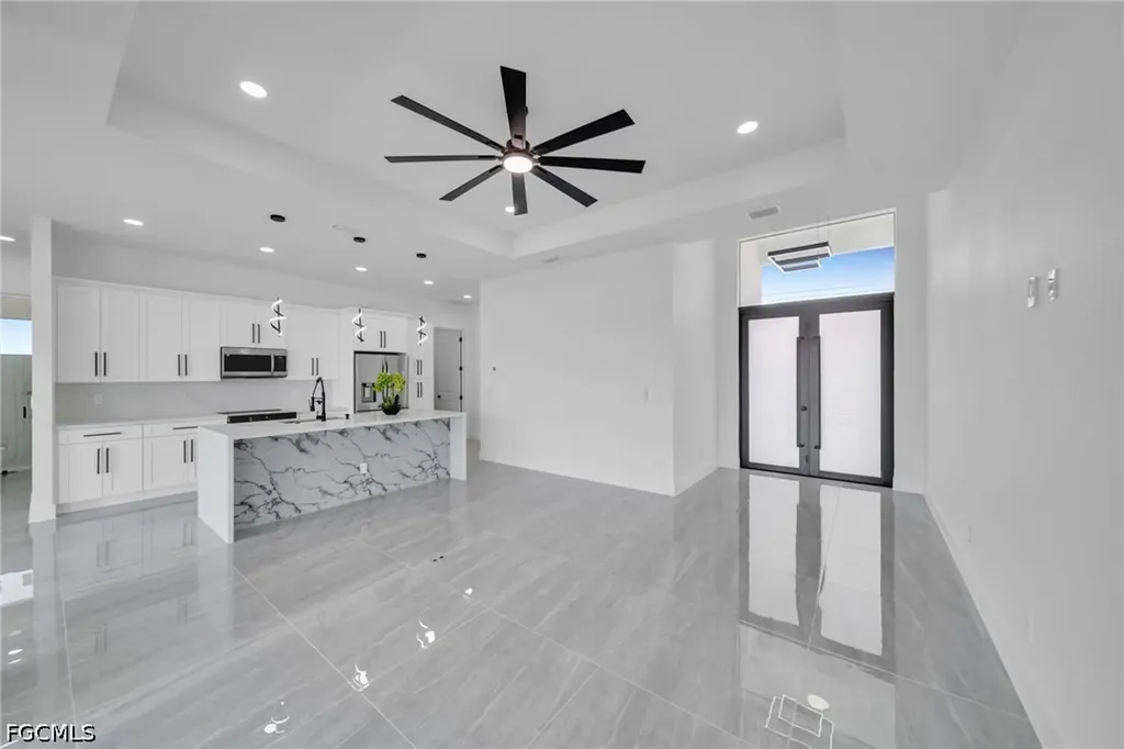 1226 NE Juanita Place Cape Coral FL 33909