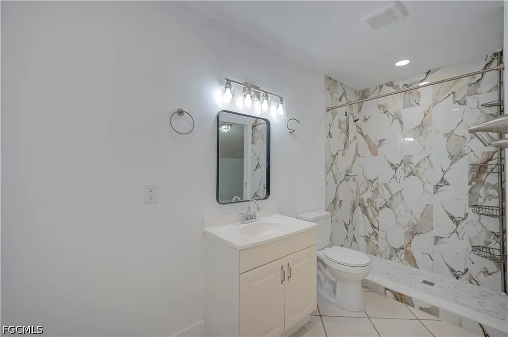 7337 Albany Road Fort Myers FL 33967