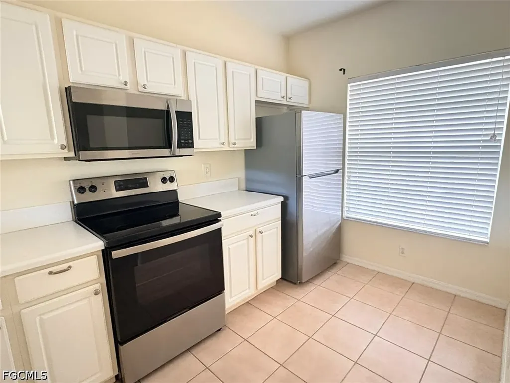 8162 Pacific Beach Drive Fort Myers FL 33966