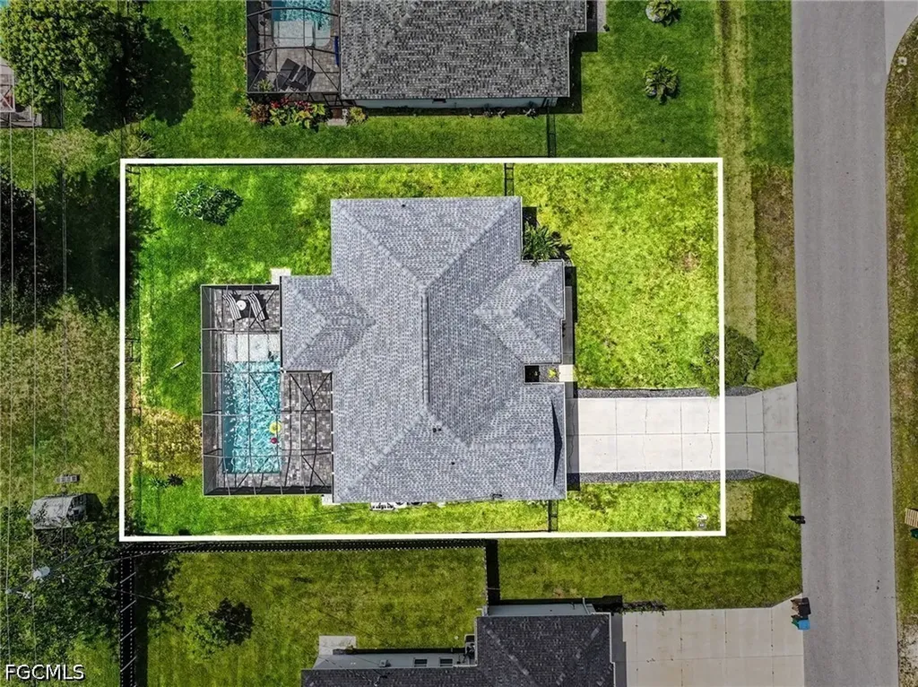203 NW 6th Place Cape Coral FL 33993