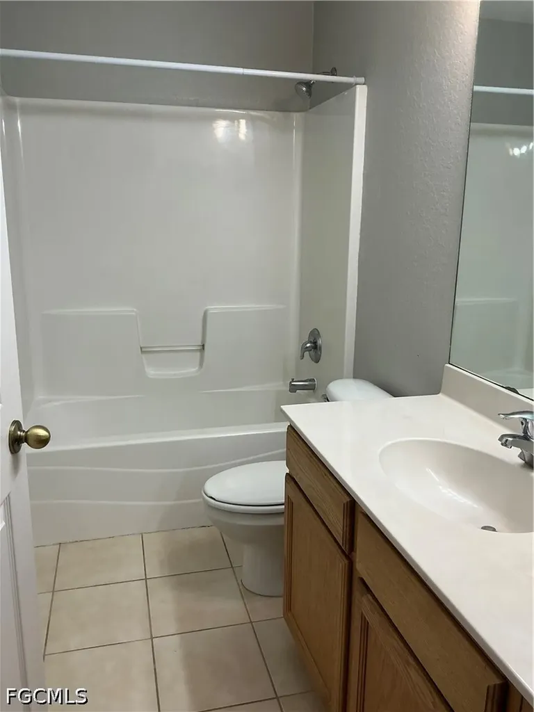 5232 Glenlivet Road Fort Myers FL 33907