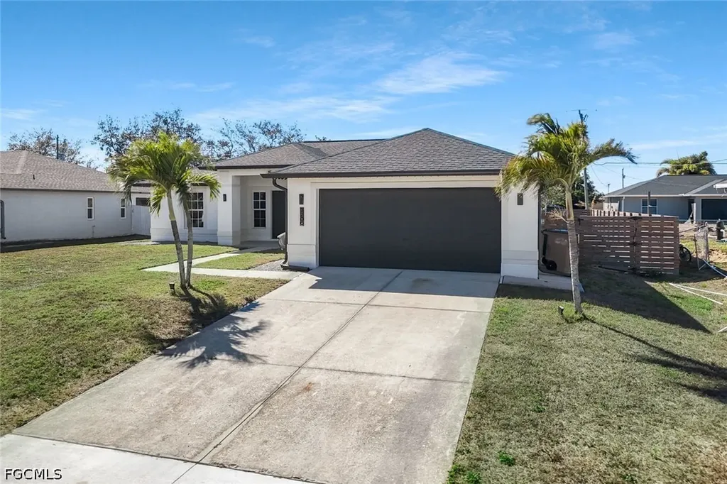 2200 NE 9th Avenue Cape Coral FL 33909