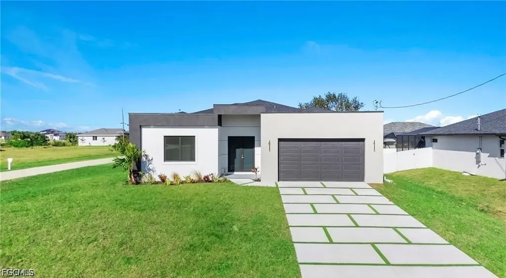 4233 Jacaranda Parkway W Cape Coral FL 33993