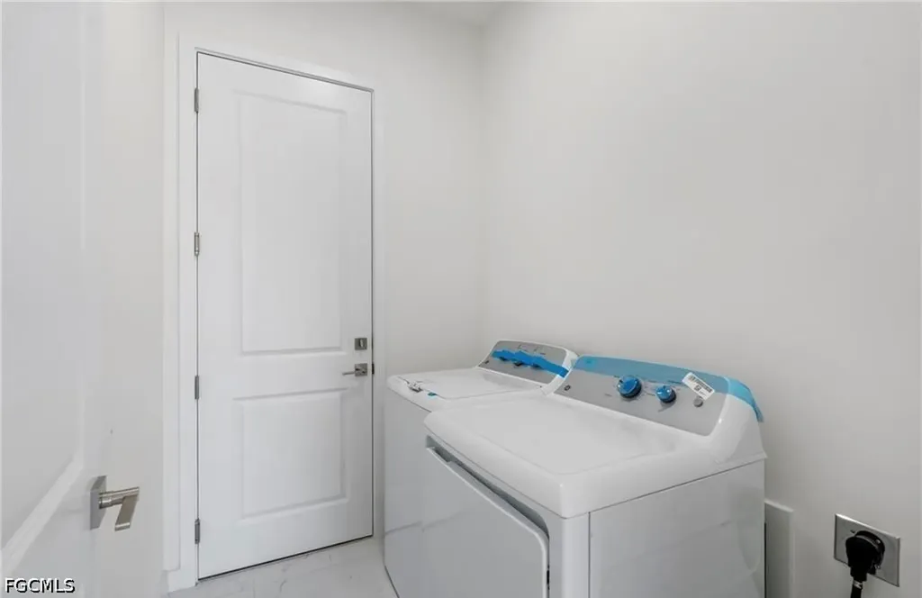 4233 Jacaranda Parkway W Cape Coral FL 33993