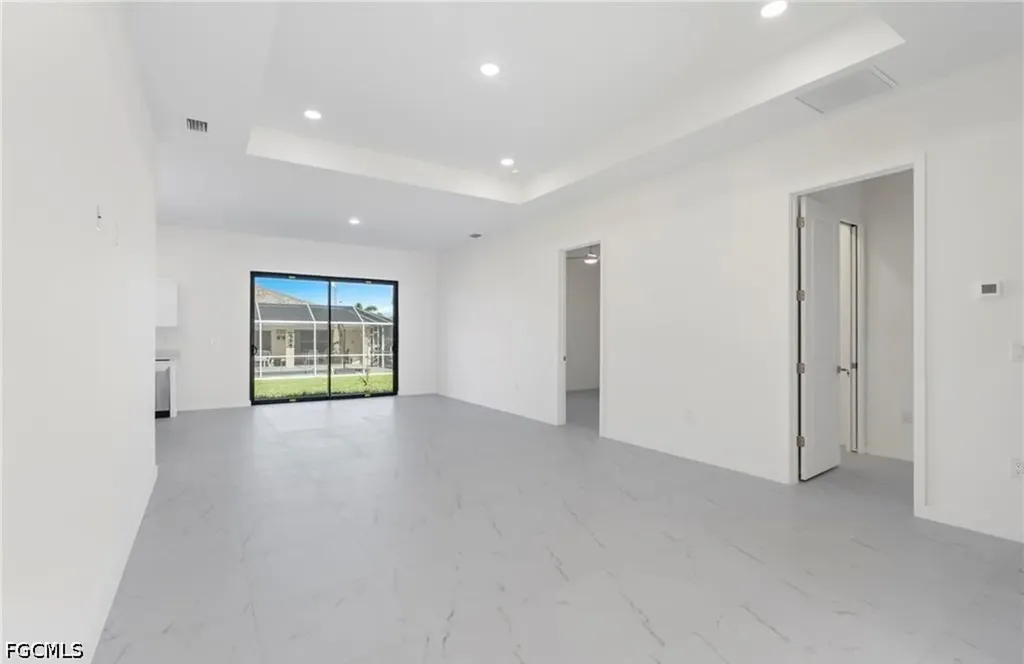 4233 Jacaranda Parkway W Cape Coral FL 33993