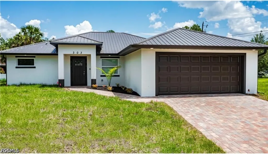 303 E 7th Street Lehigh Acres FL 33972