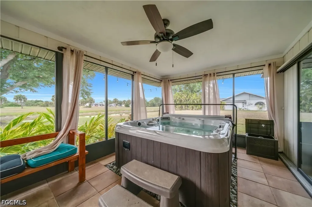 299 Rotonda Circle Rotonda West FL 33947