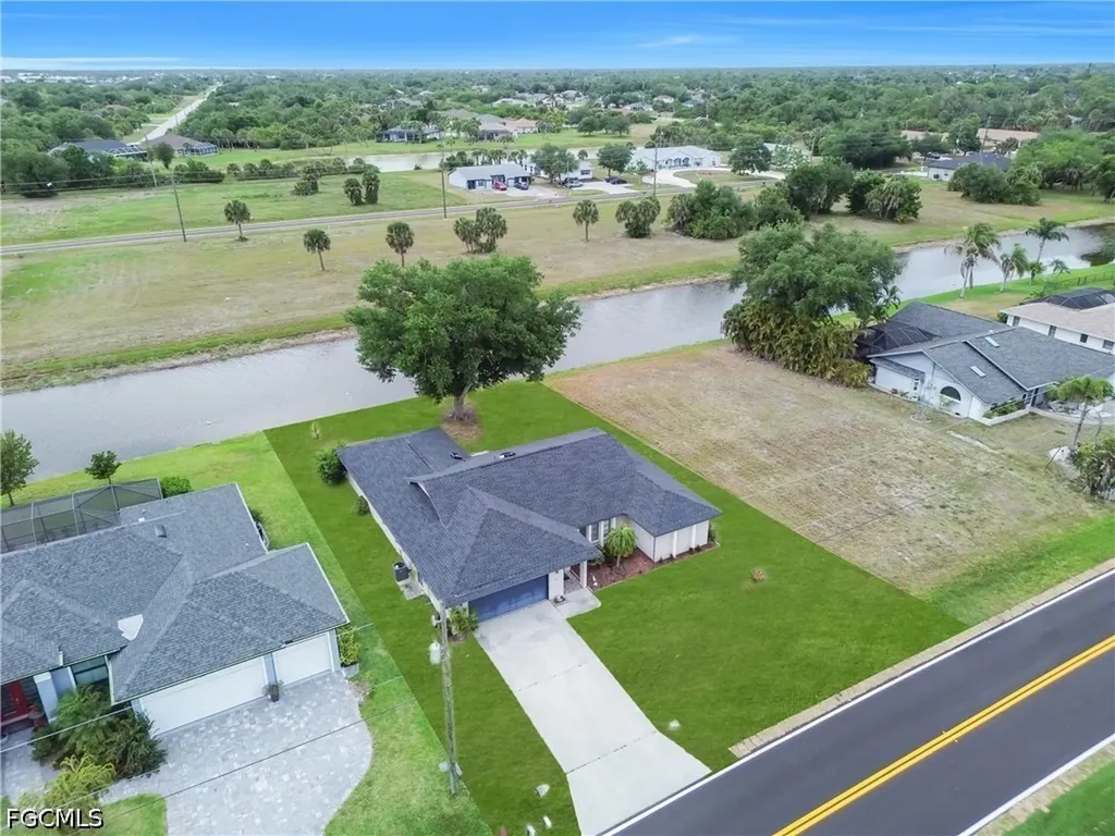 299 Rotonda Circle Rotonda West FL 33947