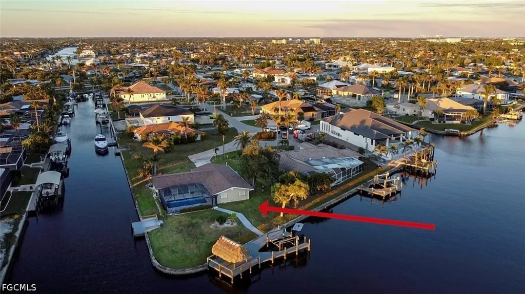 5336 Baypoint Court Cape Coral FL 33904