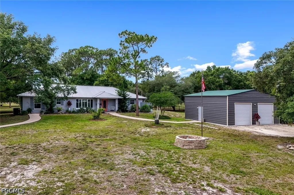 7683 County Road 78 Labelle FL 33935