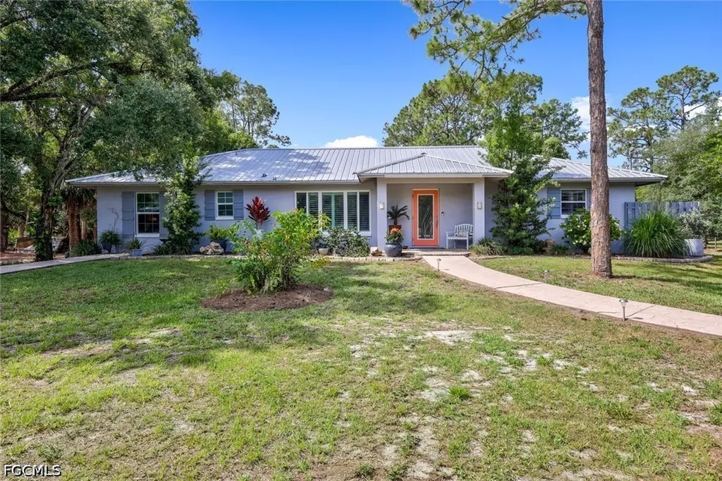 7683 County Road 78 Labelle FL 33935