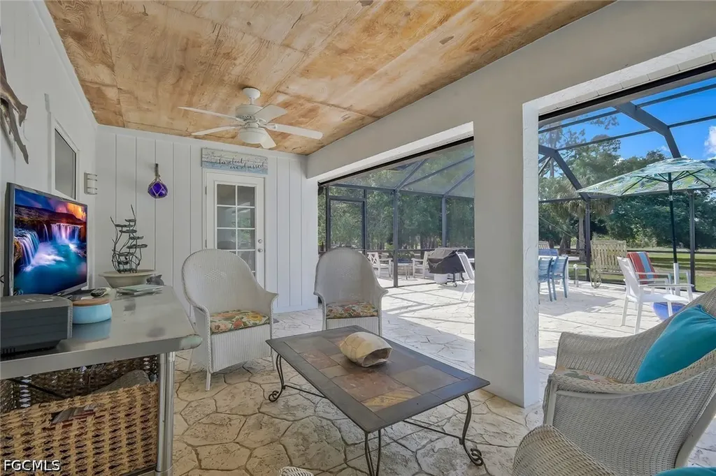 7683 County Road 78 Labelle FL 33935