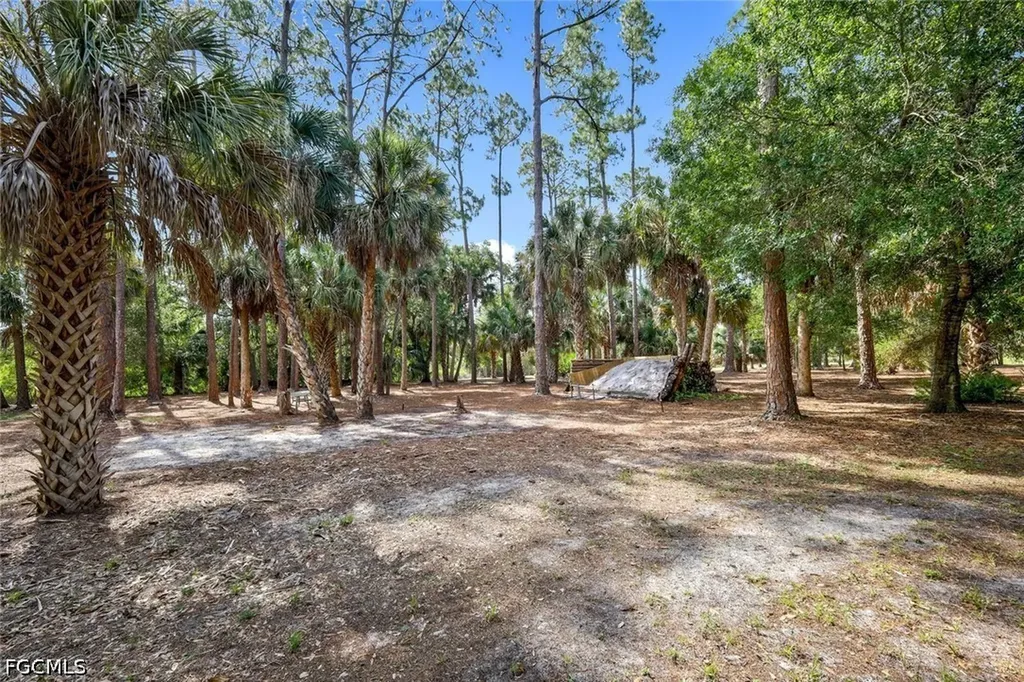 7683 County Road 78 Labelle FL 33935