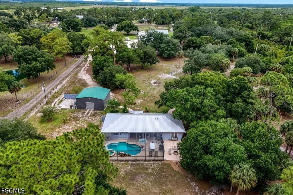 7683 County Road 78 Labelle FL 33935