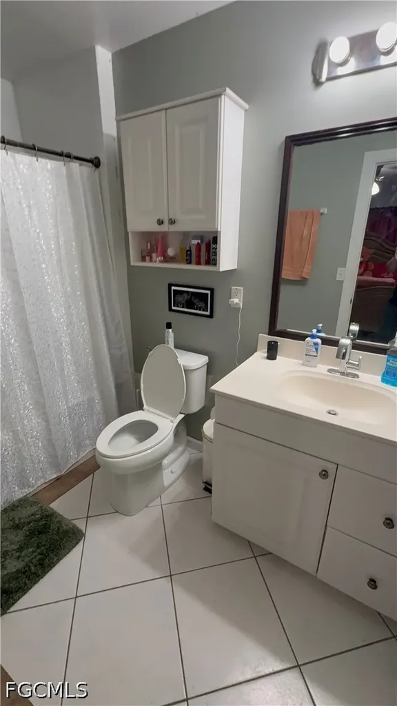 246 SE 7th Street Cape Coral FL 33990