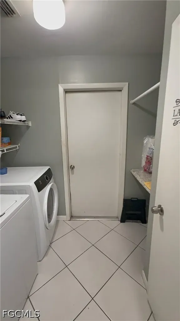 246 SE 7th Street Cape Coral FL 33990