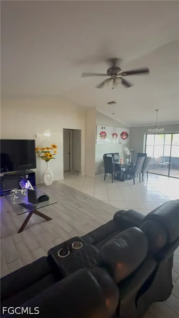 246 SE 7th Street Cape Coral FL 33990