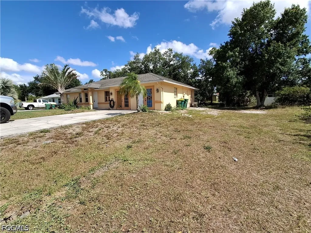 21229 Peachland Boulevard Port Charlotte FL 33954