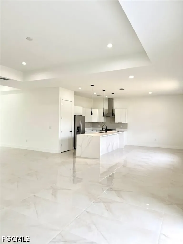 8005 Sunrise Circle Labelle FL 33935