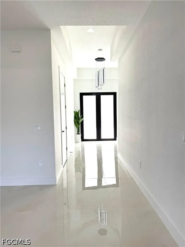 8005 Sunrise Circle Labelle FL 33935