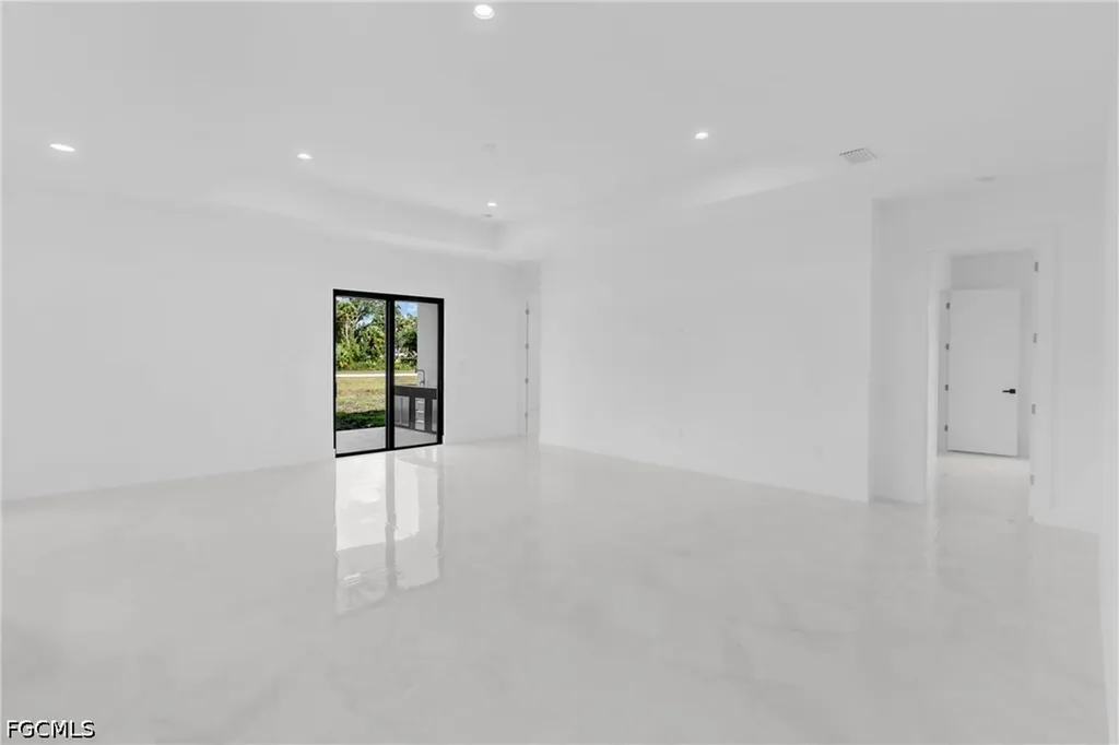 8005 Sunrise Circle Labelle FL 33935