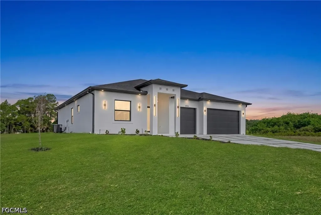 8005 Sunrise Circle Labelle FL 33935