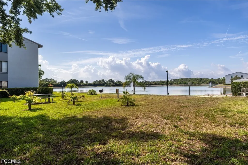 4641 Lakeside Club Boulevard Fort Myers FL 33905