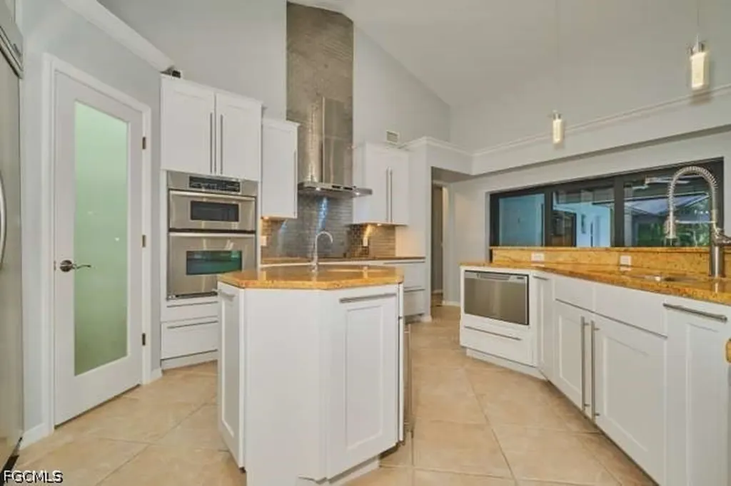 28505 Sombrero Drive Bonita Springs FL 34135