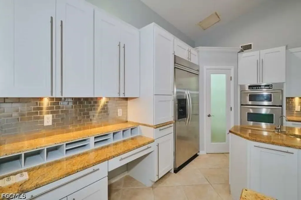 28505 Sombrero Drive Bonita Springs FL 34135
