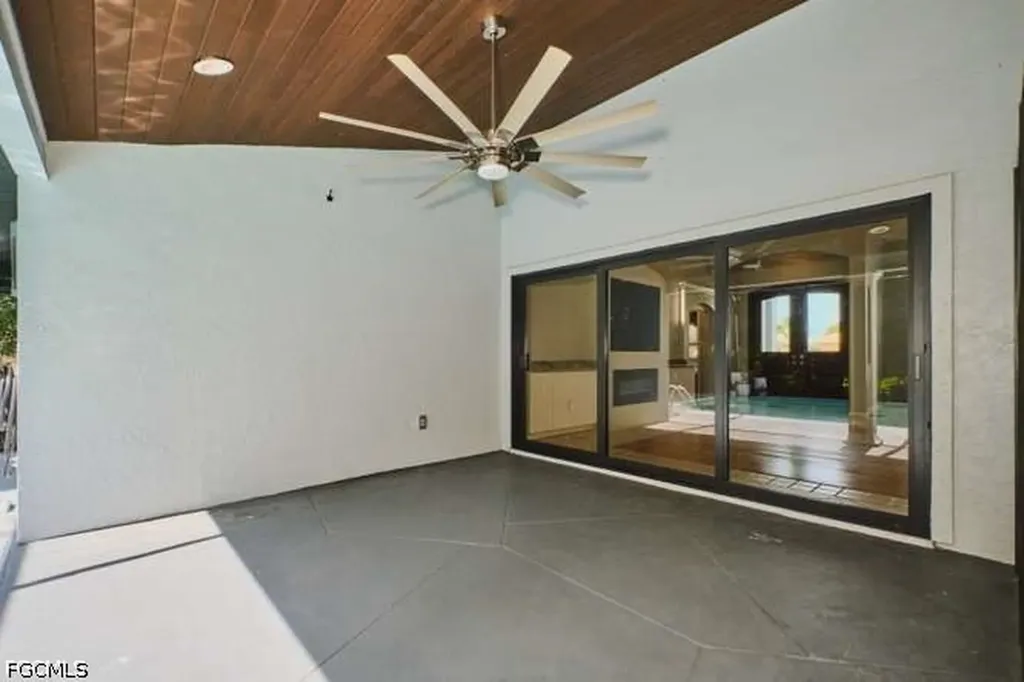 28505 Sombrero Drive Bonita Springs FL 34135