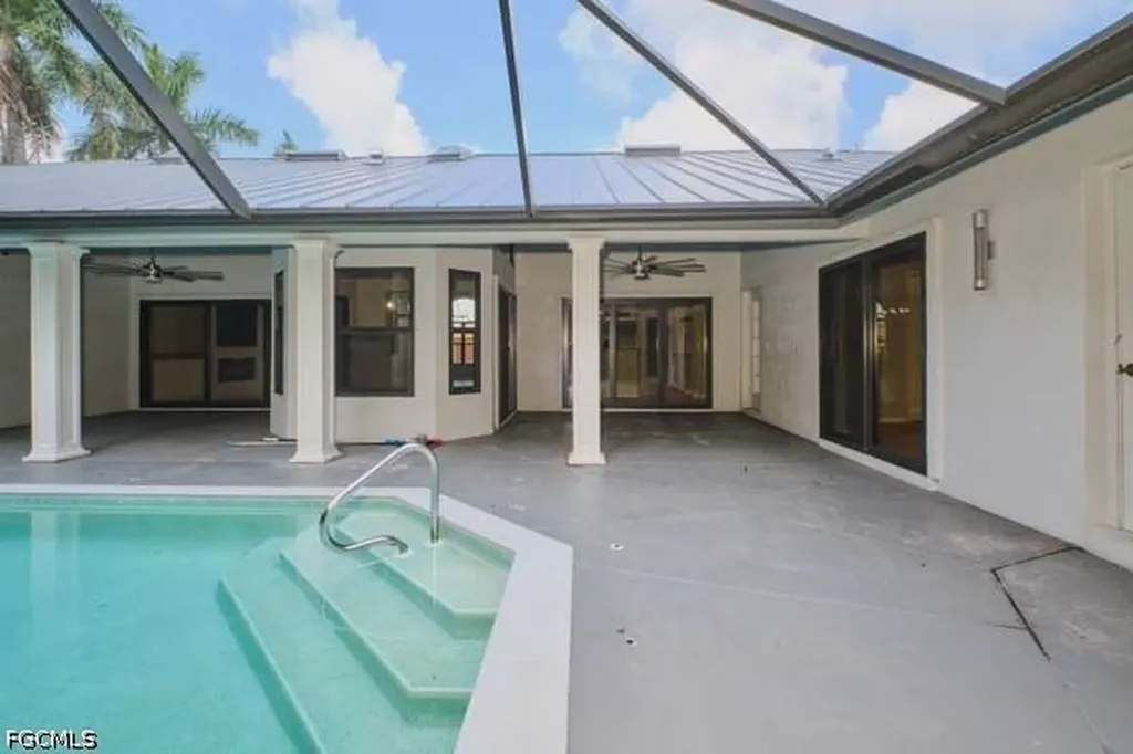 28505 Sombrero Drive Bonita Springs FL 34135