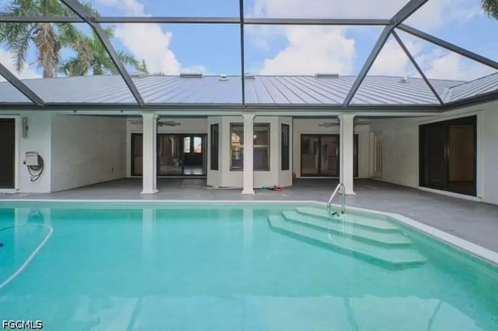 28505 Sombrero Drive Bonita Springs FL 34135