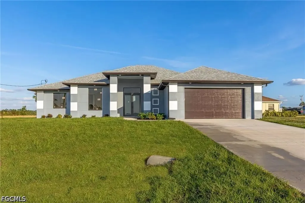 2724 NW 7th Place Cape Coral FL 33993