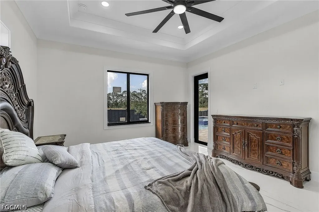 2724 NW 7th Place Cape Coral FL 33993