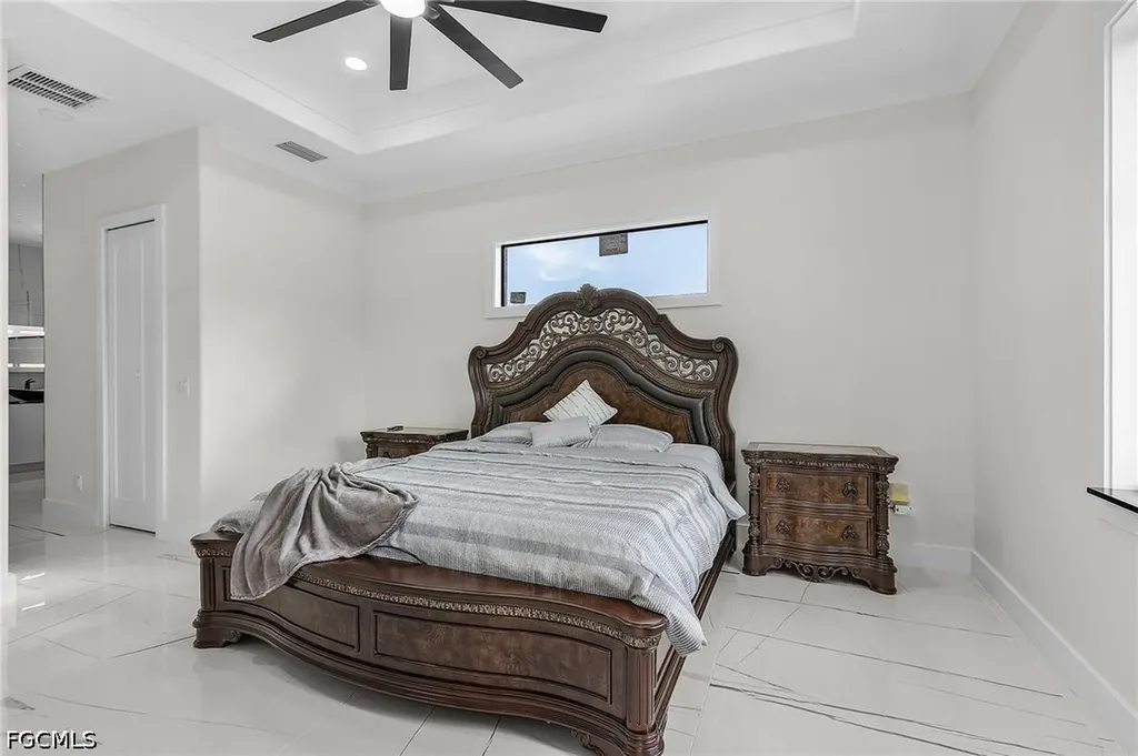 2724 NW 7th Place Cape Coral FL 33993
