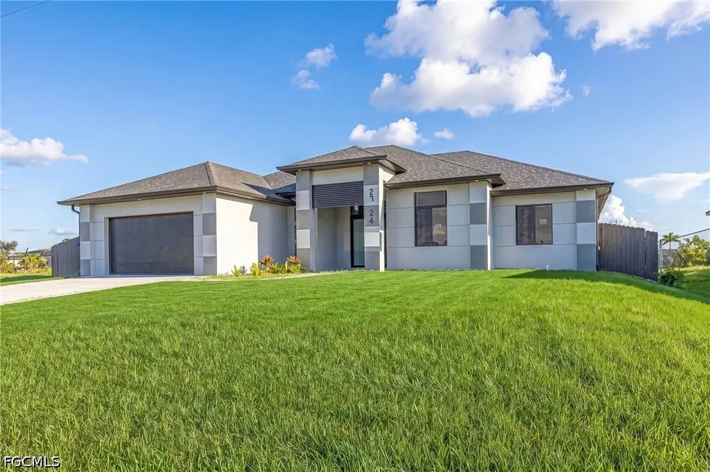 2724 NW 7th Place Cape Coral FL 33993