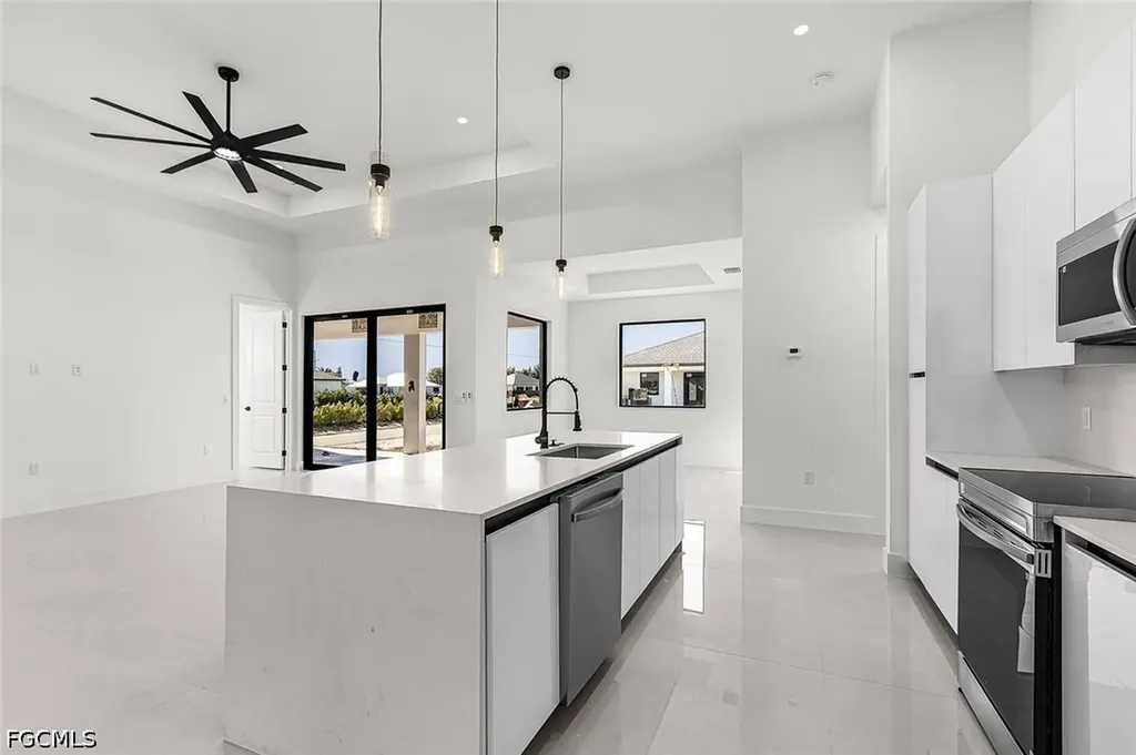 1900 NW Embers Terrace Cape Coral FL 33993