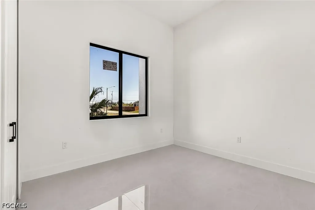 1900 NW Embers Terrace Cape Coral FL 33993
