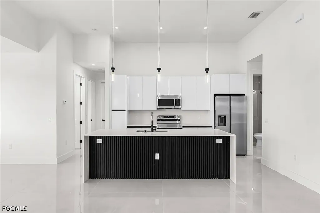 1900 NW Embers Terrace Cape Coral FL 33993