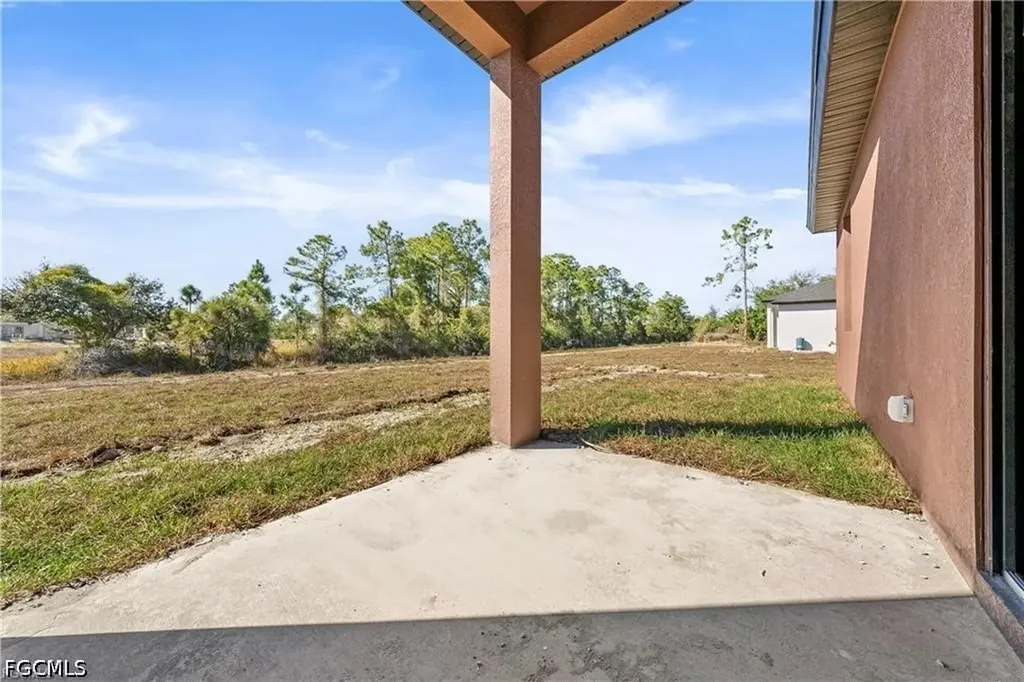 2220 Kenneth Avenue S Lehigh Acres FL 33973