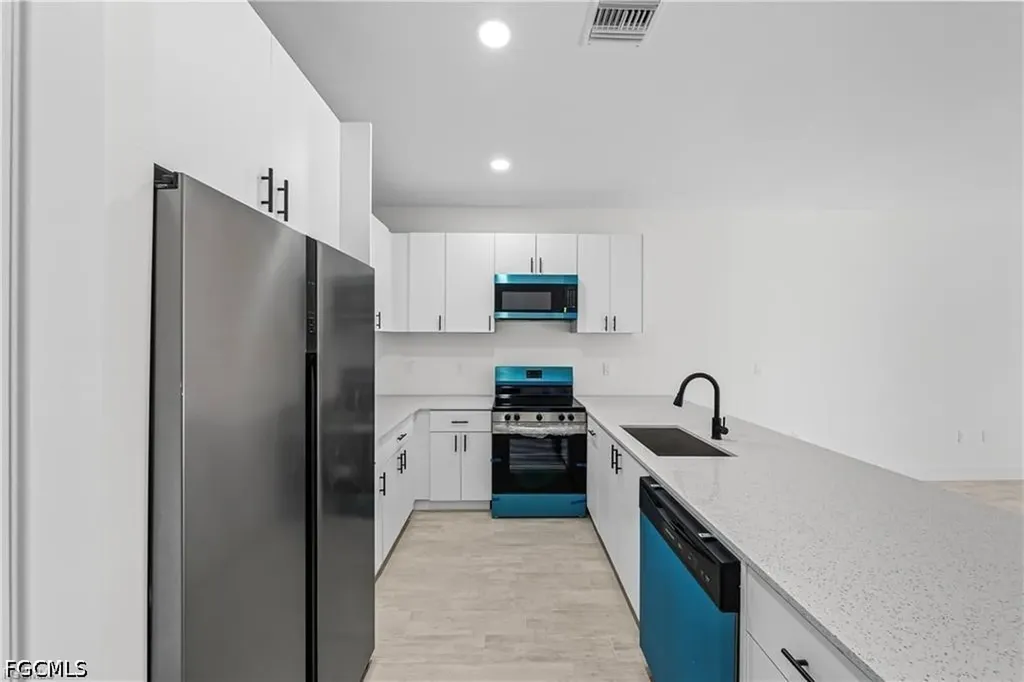 2220 Kenneth Avenue S Lehigh Acres FL 33973