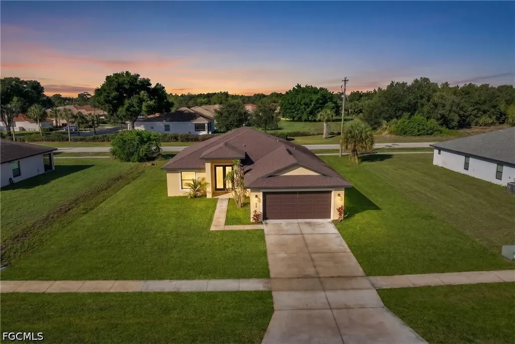 606 Morningmist Lane Lehigh Acres FL 33974