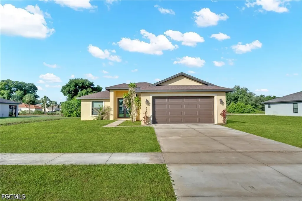 606 Morningmist Lane Lehigh Acres FL 33974