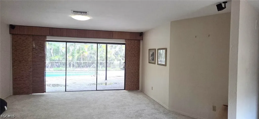 5869 Tallowood Circle Fort Myers FL 33919
