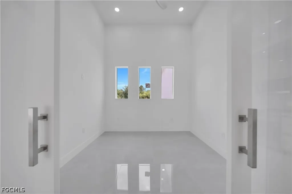 2900 41st Street SW Lehigh Acres FL 33976