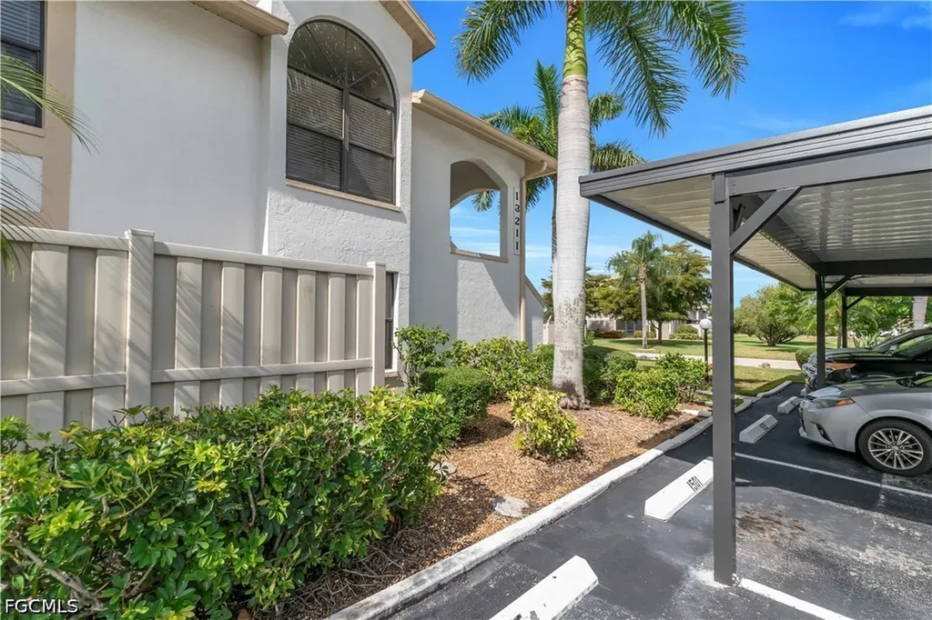 13211 Whitehaven Lane Fort Myers FL 33966