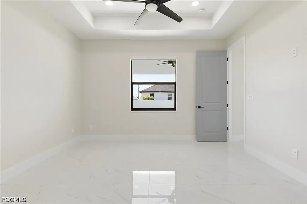 1442 NE 33rd Lane Cape Coral FL 33909