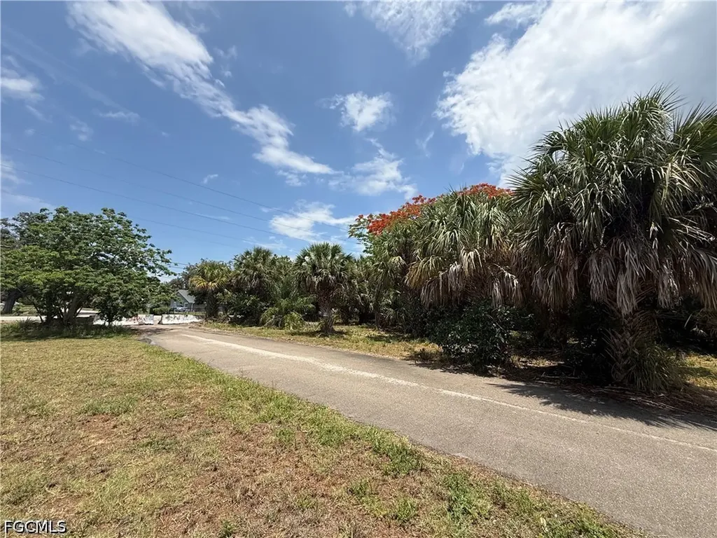27815 Lime Street Bonita Springs FL 34135