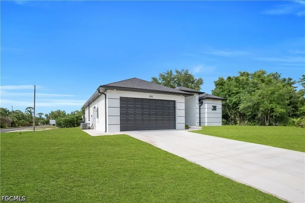 506 W 5th Street Lehigh Acres FL 33972