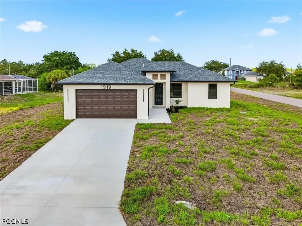 1919 Crawford Avenue N Lehigh Acres FL 33971